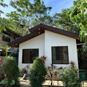 Bungalow House with Hi Speed Internet